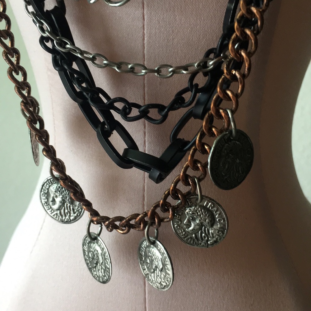 Chain necklace - Picture 3 of 3